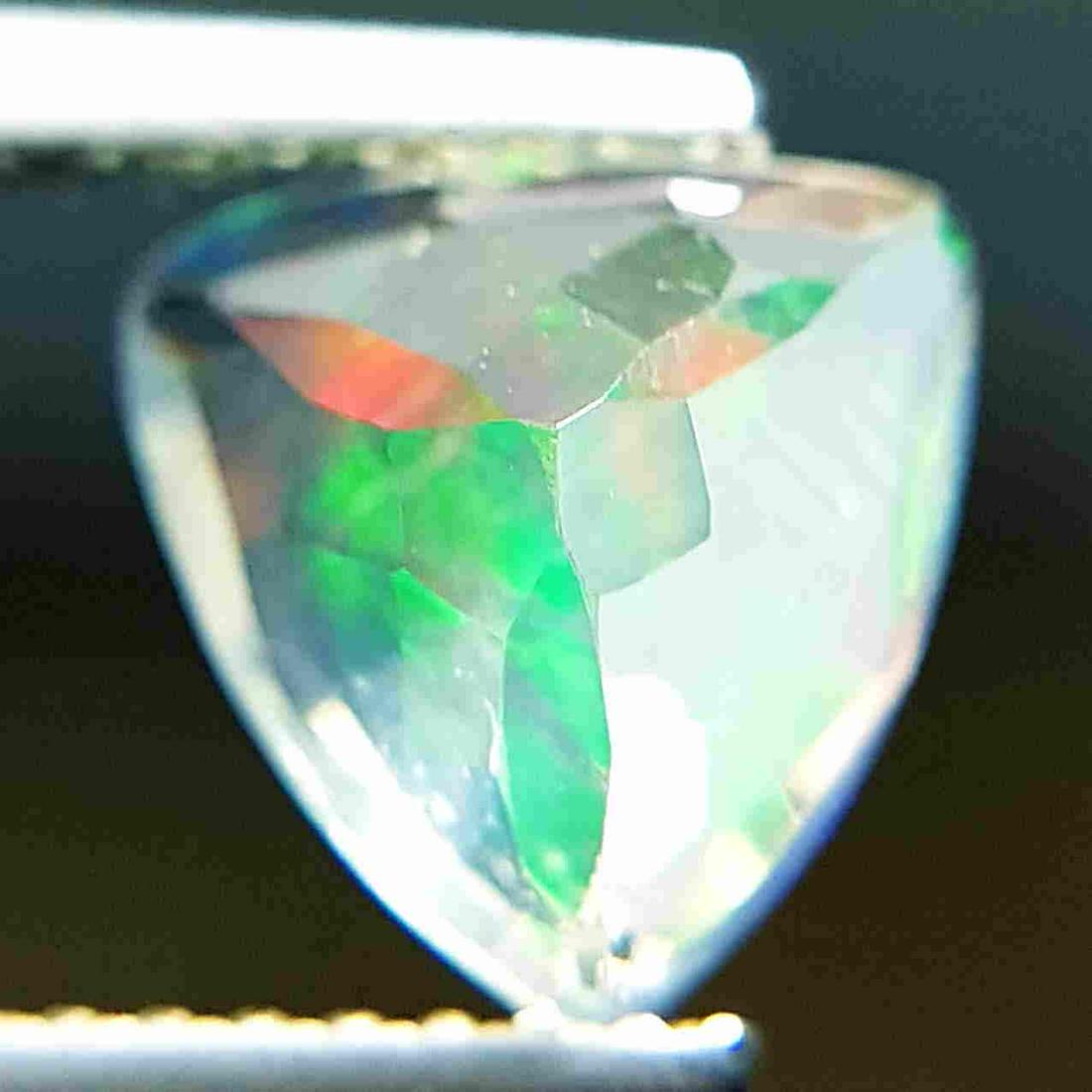 Natural Fire Opal Triangle Cut 1.18 ct (1 of 5)
