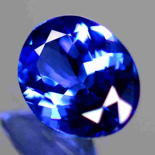 2.32 Cts IGI Certified Sealed Tanzanite (1 of 10)
