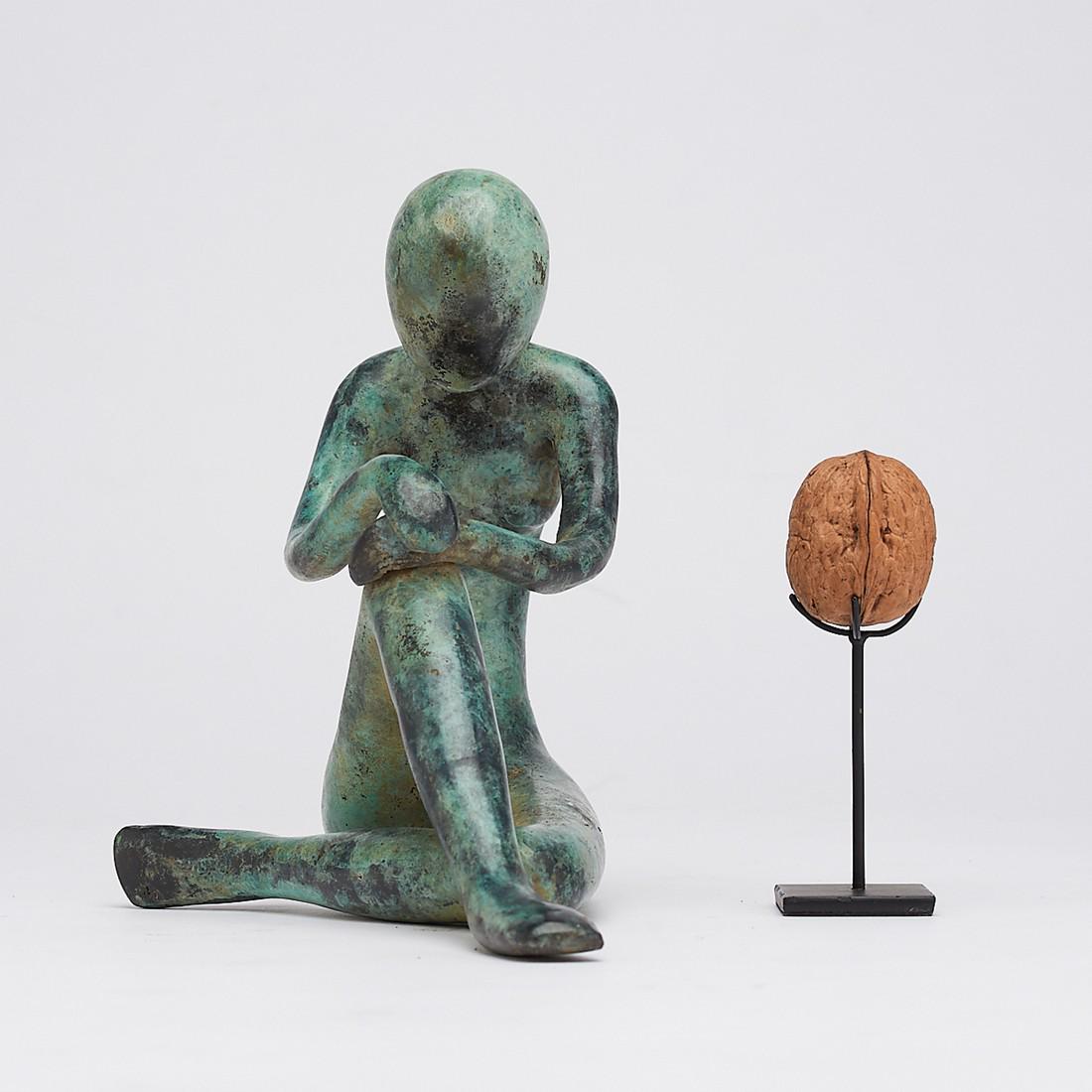 Antiqued Patinated Sitting Lady (1 of 9)