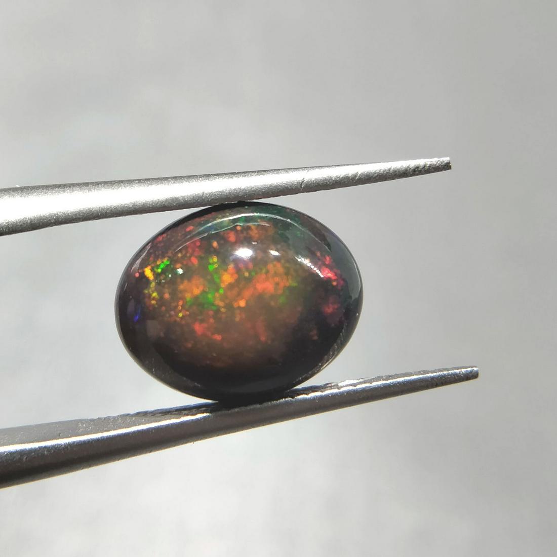 Natural Oval Cut 1.75 Carats Opal Loose Gemstone (1 of 8)