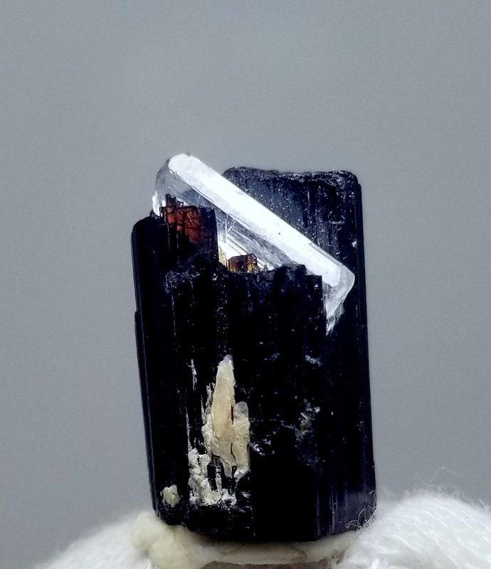 7 Grams Lovely Natural Aquamarine On Black Tourmaline (1 of 6)