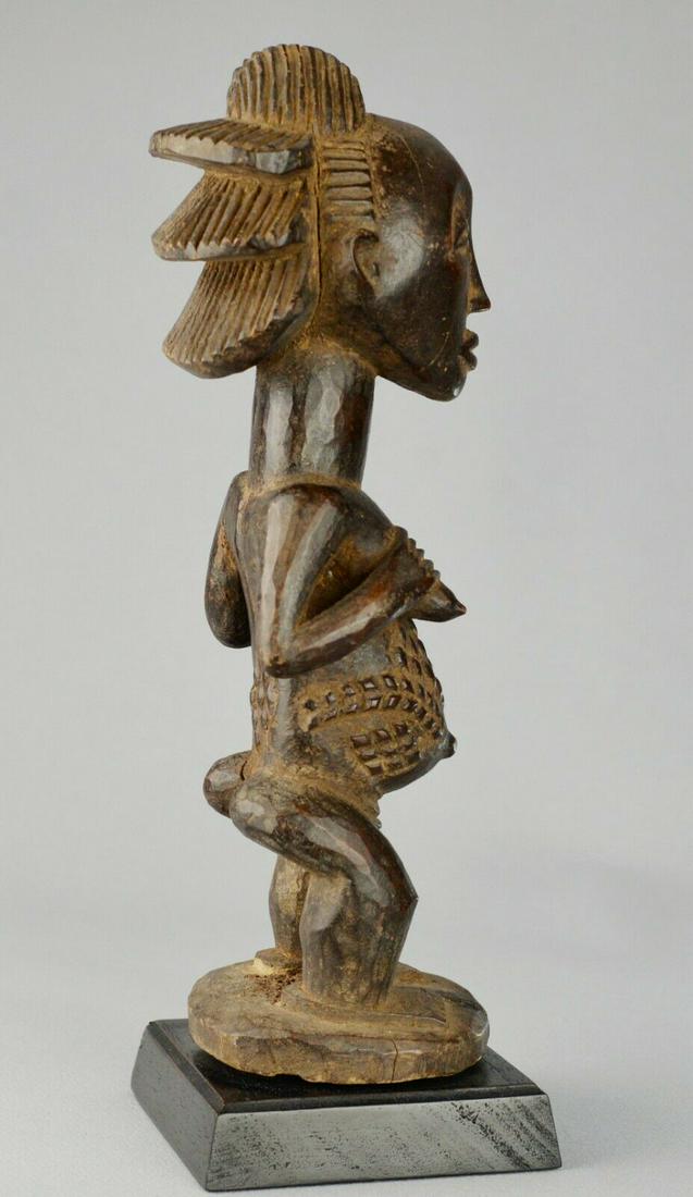 Cute LUBA SHANKADI cult figure statue sculpture Congo (1 of 12)