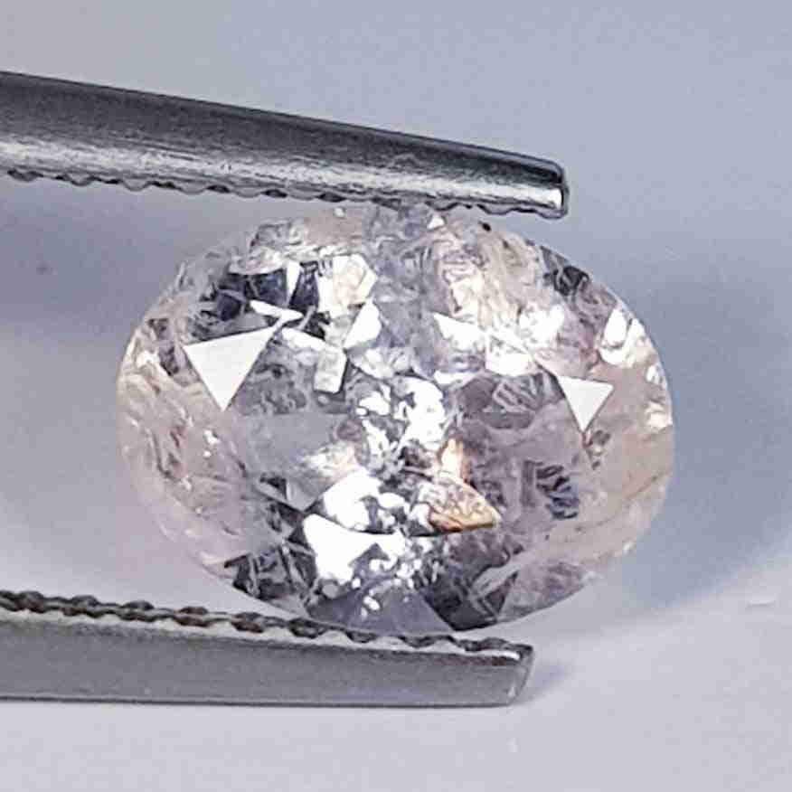 1.51 ct Natural Morganite Oval Cut (1 of 5)