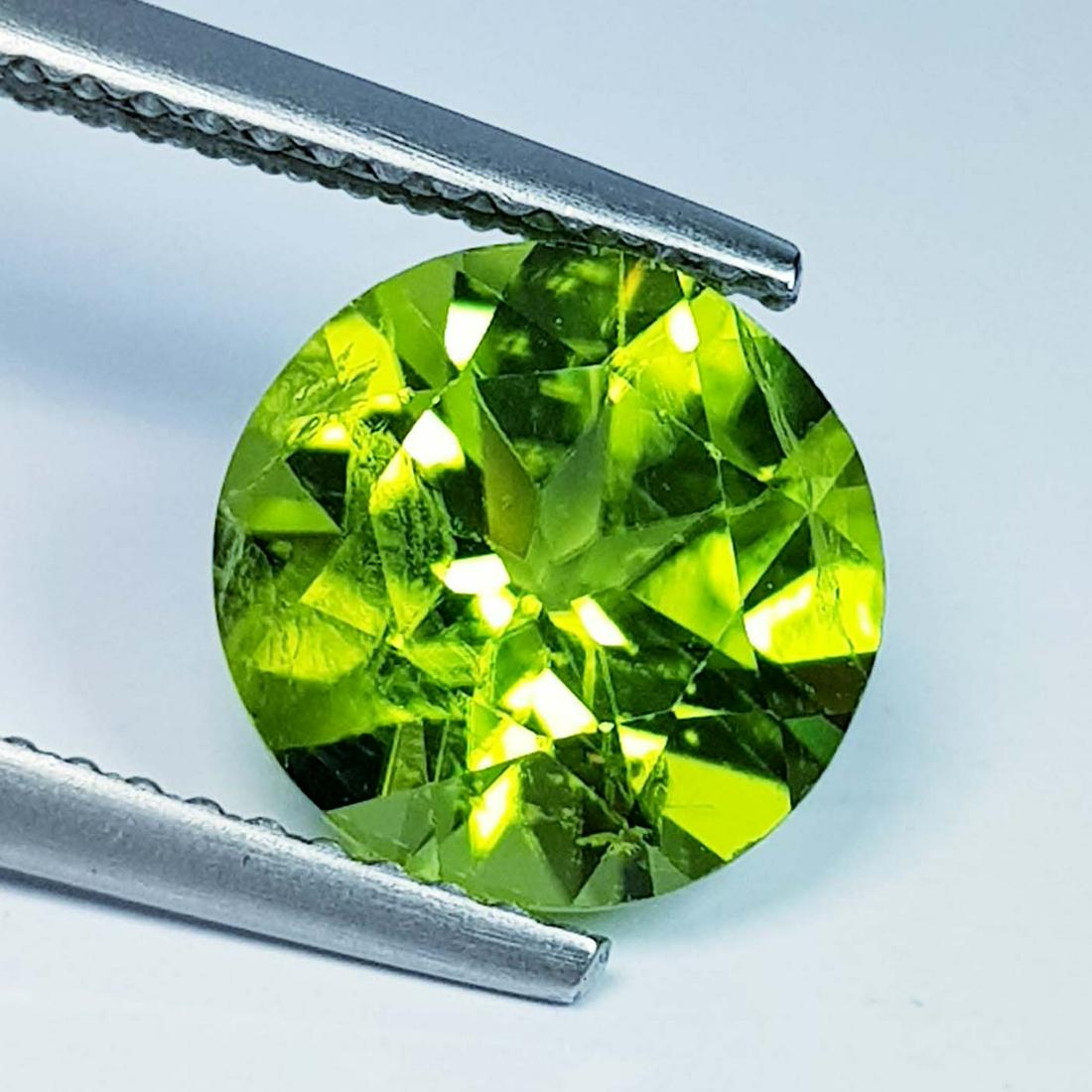 2.98 Ct Natural Peridot Round Cut (1 of 5)