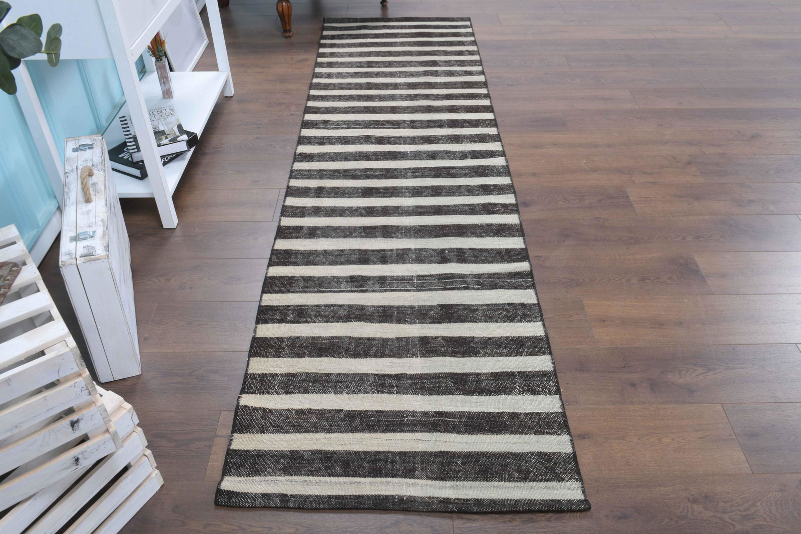 3x9 ft, BEIGE AND BROWN, Turkish Runner Rug, Vintage (1 of 9)