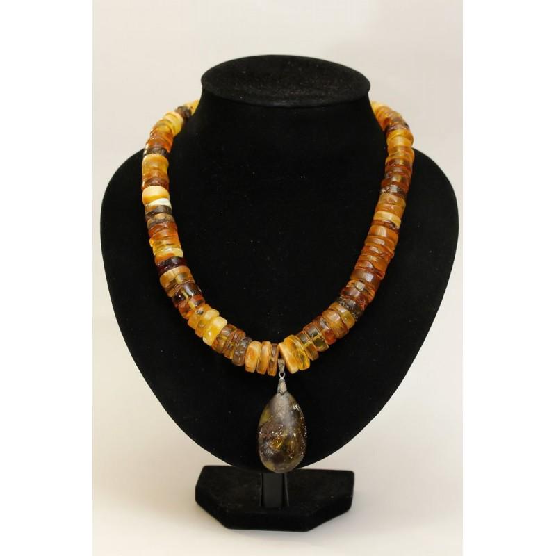 125 g. Natural Baltic amber necklace with pendant (1 of 20)