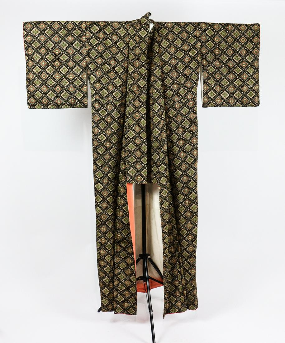 LINEN GEOMETRIC KIMONO (1 of 3)