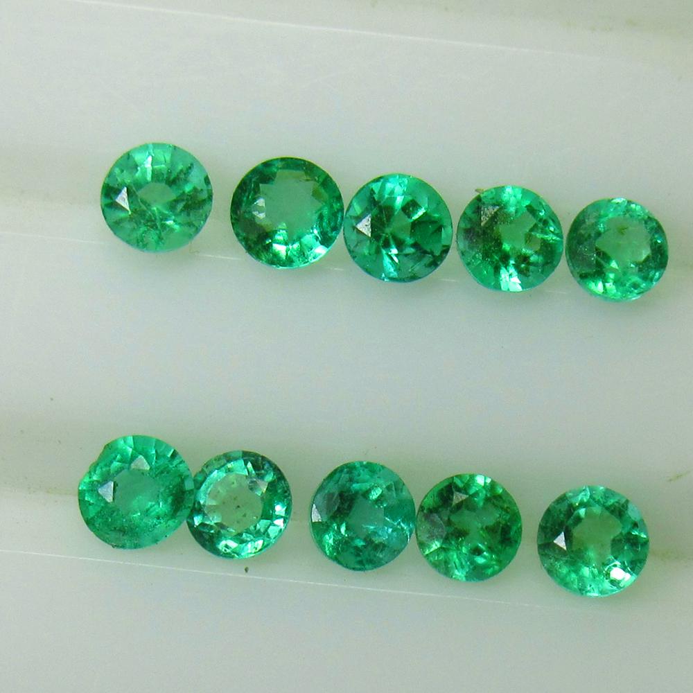 0.88 Ct Natural 10 Zambian Emerald Round Set (1 of 2)
