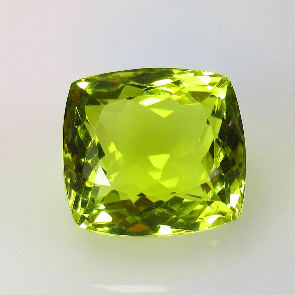 14.08 Ctw Natural Lemon Quartz Cushion Cut: No Reserve! Title: 14.08 Ctw Natural Lemon Quartz Cushion Cut Stone Clarity: VVS Gemstones: Lemon Quartz Carat Weights: 14.08 Size/Dimensions: 14.50 x 13.50 x 9.70 mm Additional Information: Excellent