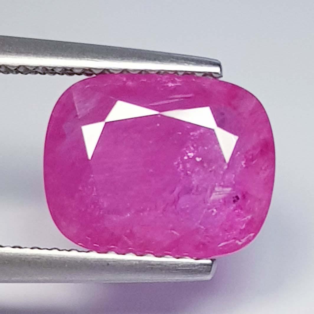 2.89 Ct Natural Ruby Cushion Cut (1 of 4)