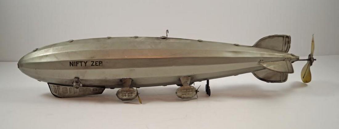 Vintage Nifty Zep Blimp Tin Dirigible Wind Up Toy (1 of 9)