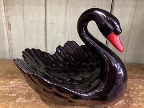Vintage, Goebel West Germany Black Swan: Title: Vintage, Goebel West Germany Black Swan Date/Period: APPROX 1960'S Dimension: approx 6.5 x 9.5 Materials: PORCELAIN CERAMIC Additional Information: Vintage, Goebel, Black Color Swan w/Red Bill,