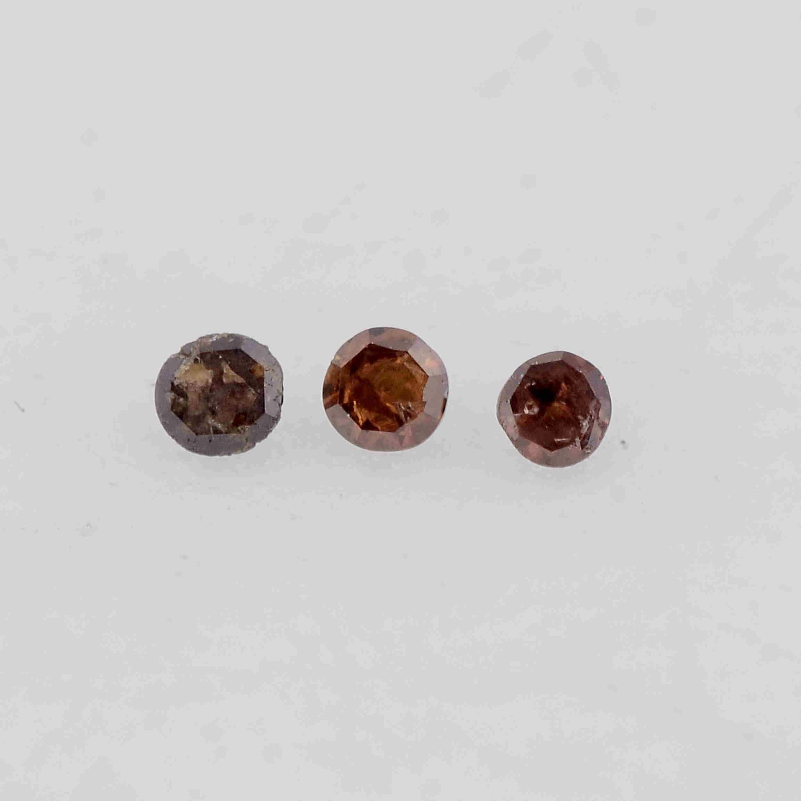 0.04 Carat Fancy Red Color Natural Round Diamond Loose (1 of 7)