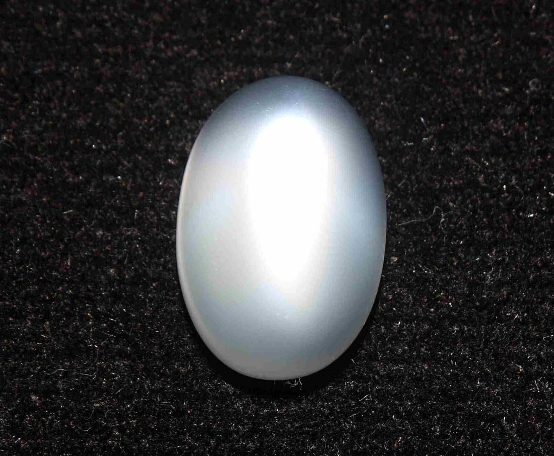 5.16 Cts Natural Moonstone (1 of 2)