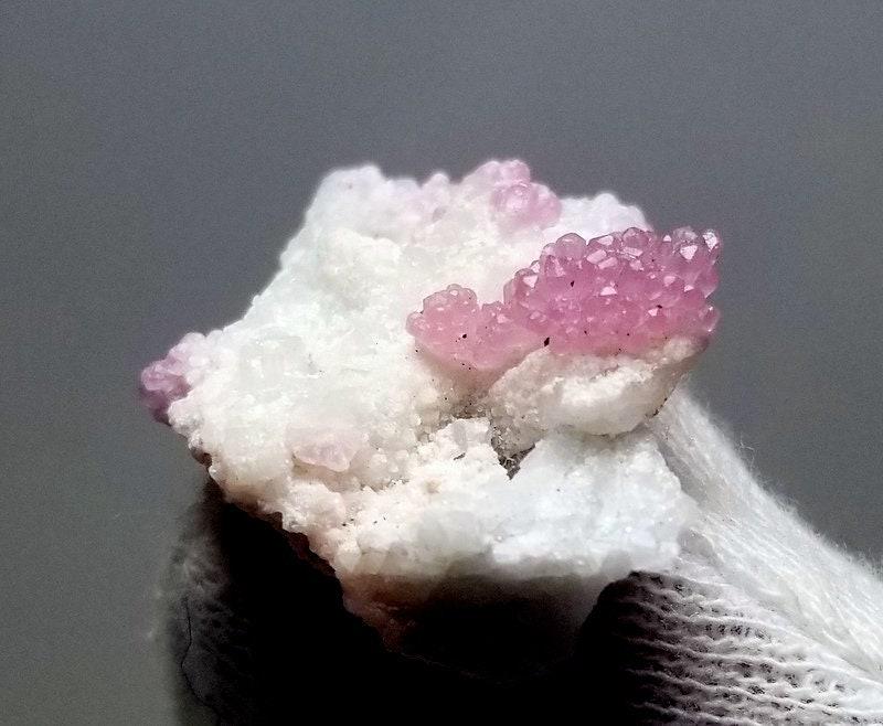 35 Carets Lovely Natural Pink Tourmaline Bunch Crystals (1 of 5)