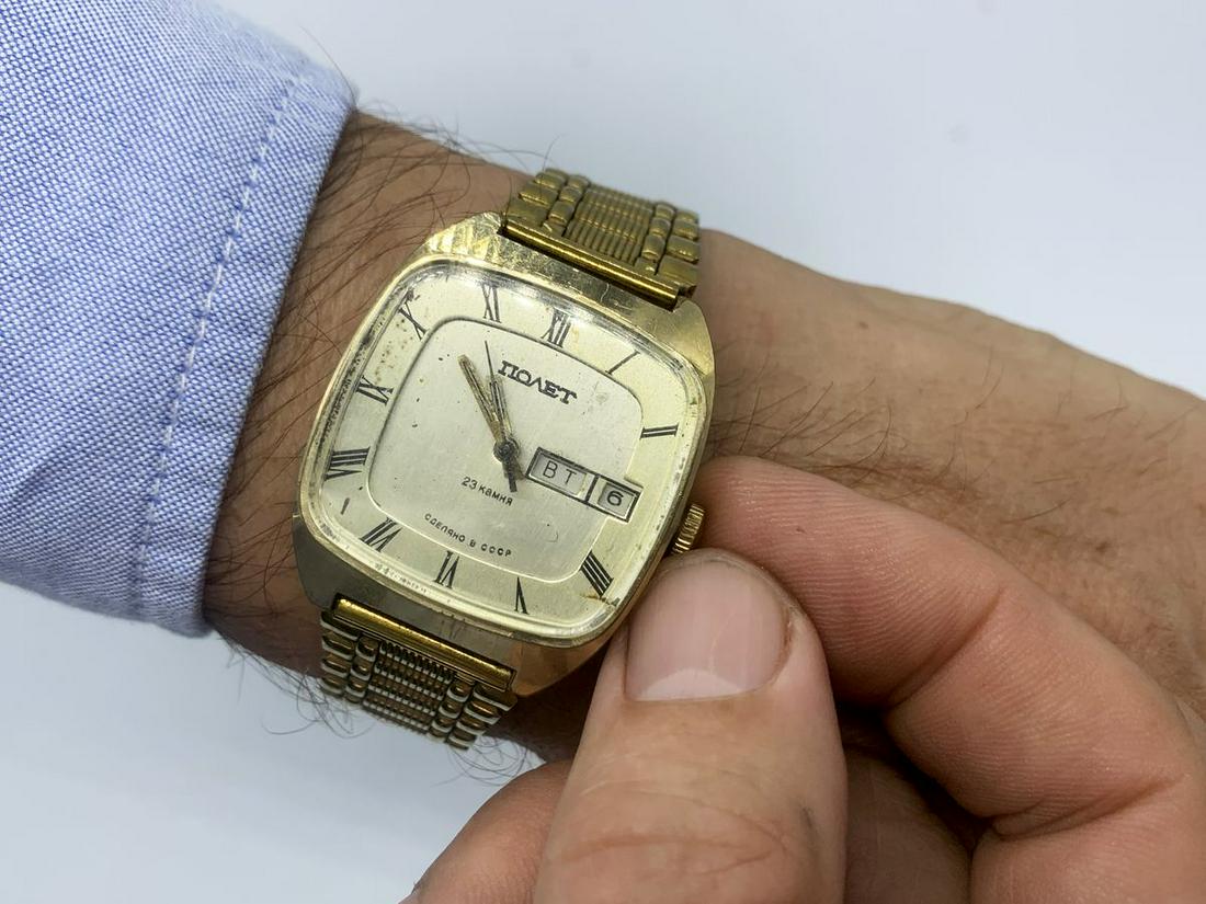 Polet vintage men wrist watch / Russian antique unisex: Materials Band material: Leather Gold, Stainless steel Polet vintage men wrist watch. Russian antique unisex white USSR watches. Mens watch. Vintage watch. Military watch. Mens Wrist Watch. Watches fo