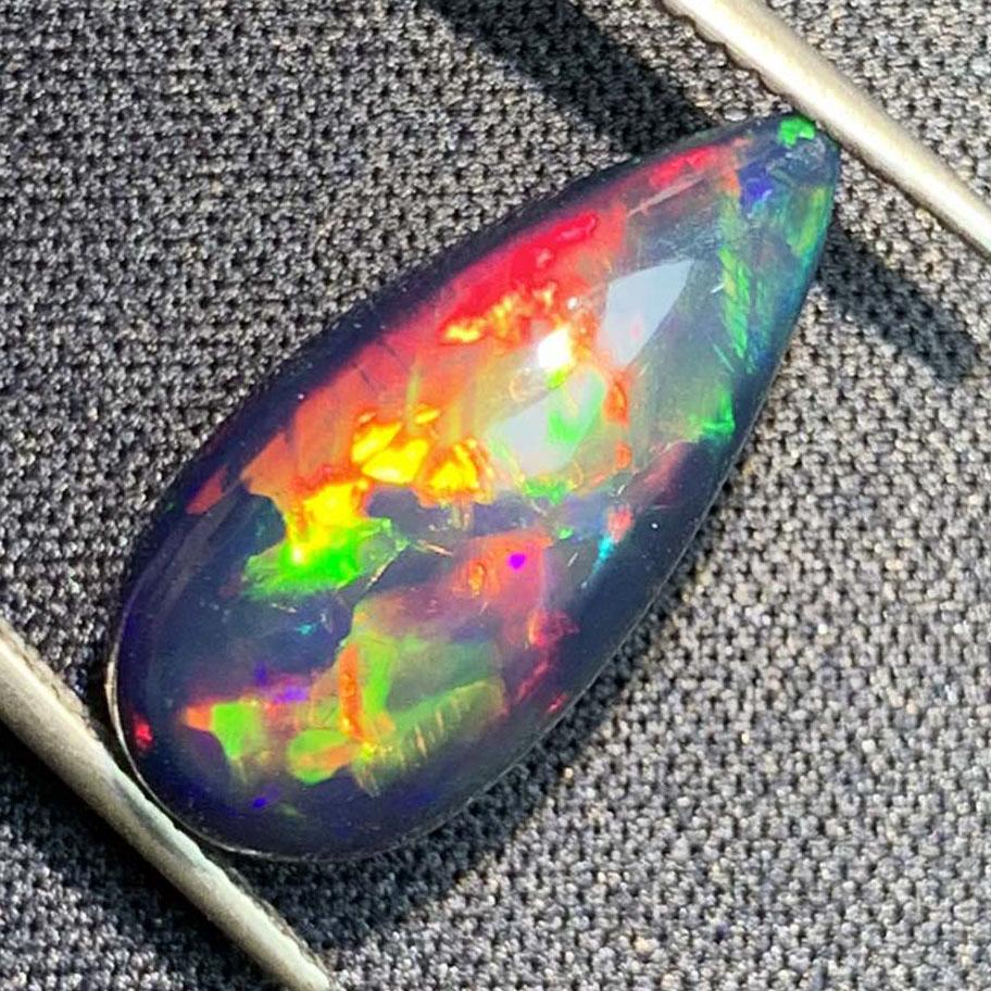 Opal,4.85 Cts Natural Black Color & Pear Cut (1 of 5)