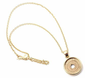 Bvlgari Buglari 18k Yellow Gold NYC Subway Token Lim Ed: Bvlgari Buglari 18k Yellow Gold NYC Subway Token Lim Ed Necklace Bvlgari Buglari 18k Yellow Gold NYC Subway Token Lim Ed Necklace Product Description About This Piece: Metal: 18k Yellow Gold