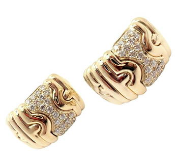 Bvlgari Bulgari 18k Yellow Gold Diamond Parentesi: Bulgari 18k Yellow Gold Diamond Parentesi Huggie Earrings Bulgari 18k Yellow Gold Diamond Parentesi Huggie Earrings Product Description About This Piece: Tiffany & Co 18k Yellow Gold Diamond