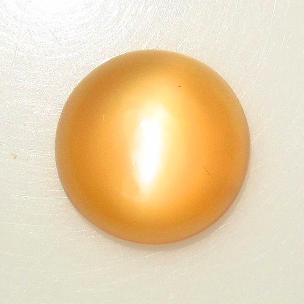 3.51 Ctw Natural Orange Moonstone Round Cab: No Reserve! Title: 3.51 Ctw Natural Orange Moonstone Round Cab Stone Clarity: Transparent Gemstones: Natural Moonstone Carat Weights: 3.51 Size/Dimensions: 10.90 x 10.90 x 4.30 mm Additional Informati