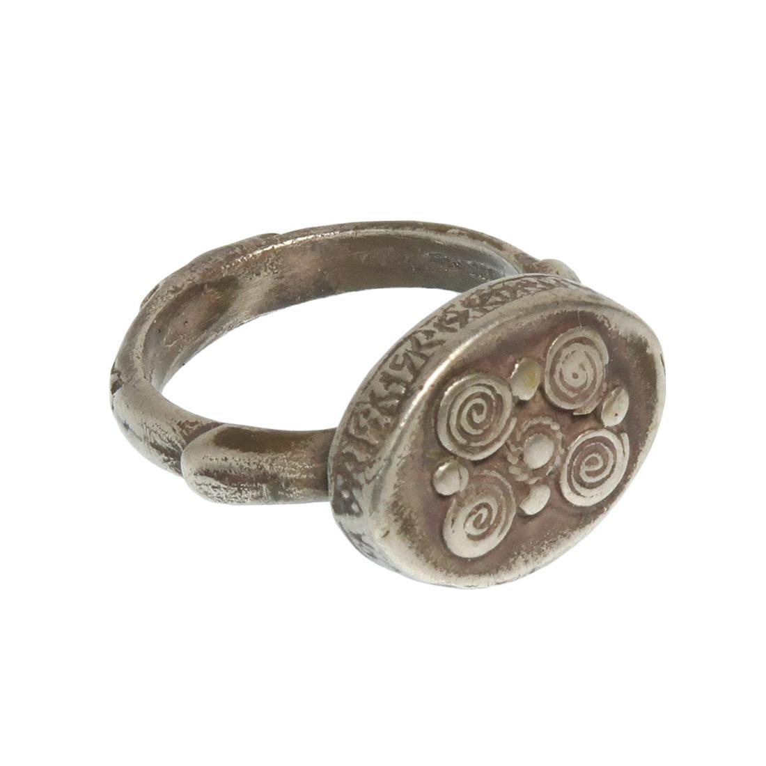 Viking Silver Ring with Spiral Patterns, c. 10th (1 of 6)