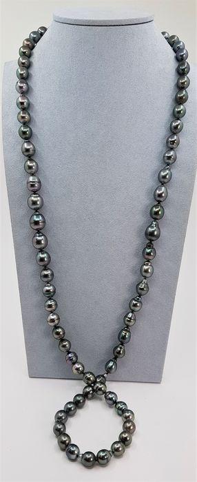 8x12mm peacock Green Tahitian pearls - Necklace: Title: 8x12mm peacock Green Tahitian pearls - Necklace Description: A beautiful long Tahitian pearl necklace, made with drop shaped pearls with peacock green overtones, and finished with an elegant cl