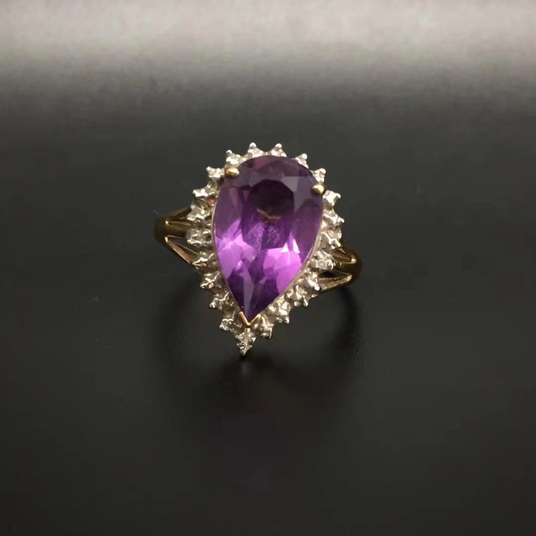 British Antique 9K Gold Amethyst Ring: Title: British Antique 9K Gold Amethyst Ring Materials: 9K Gold Additional Information: The antique 9 k gold amethyst ring ring: 18 mmWeight: 3.1 gJinbiao stamp: 375Exquisite craft, the products are i