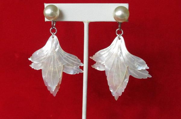 Pair of Large Vintage Mother-of-Pearl Clip-On Earrings (1 of 4)