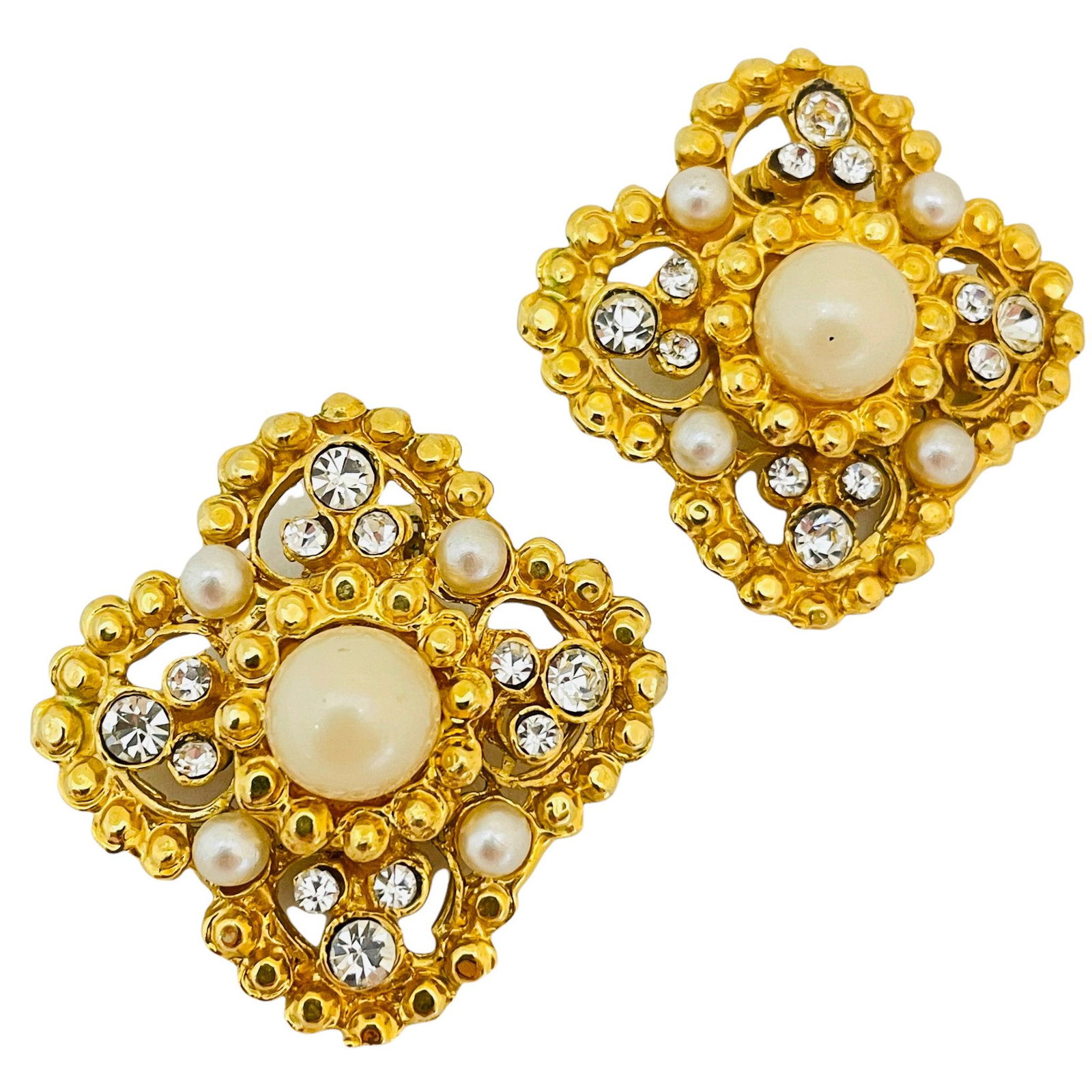 Vintage gold tone pearl rhinestone Maltese cross clip (1 of 4)