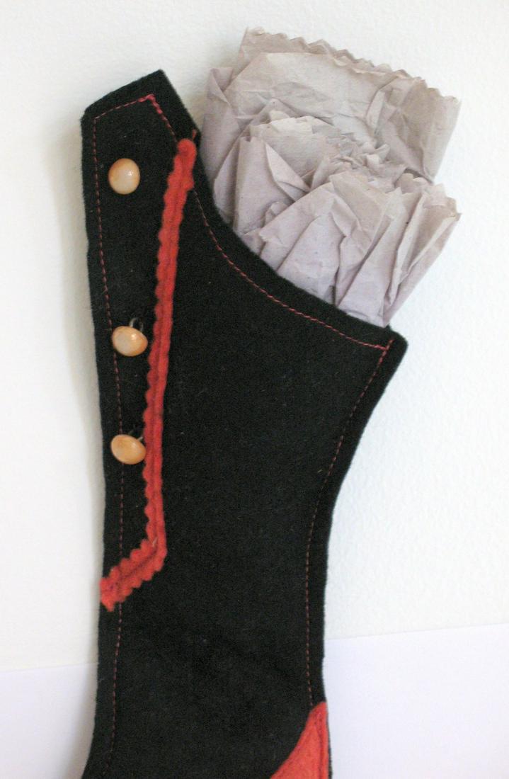 Early New England high button shoe pin cushion. (1 of 4)