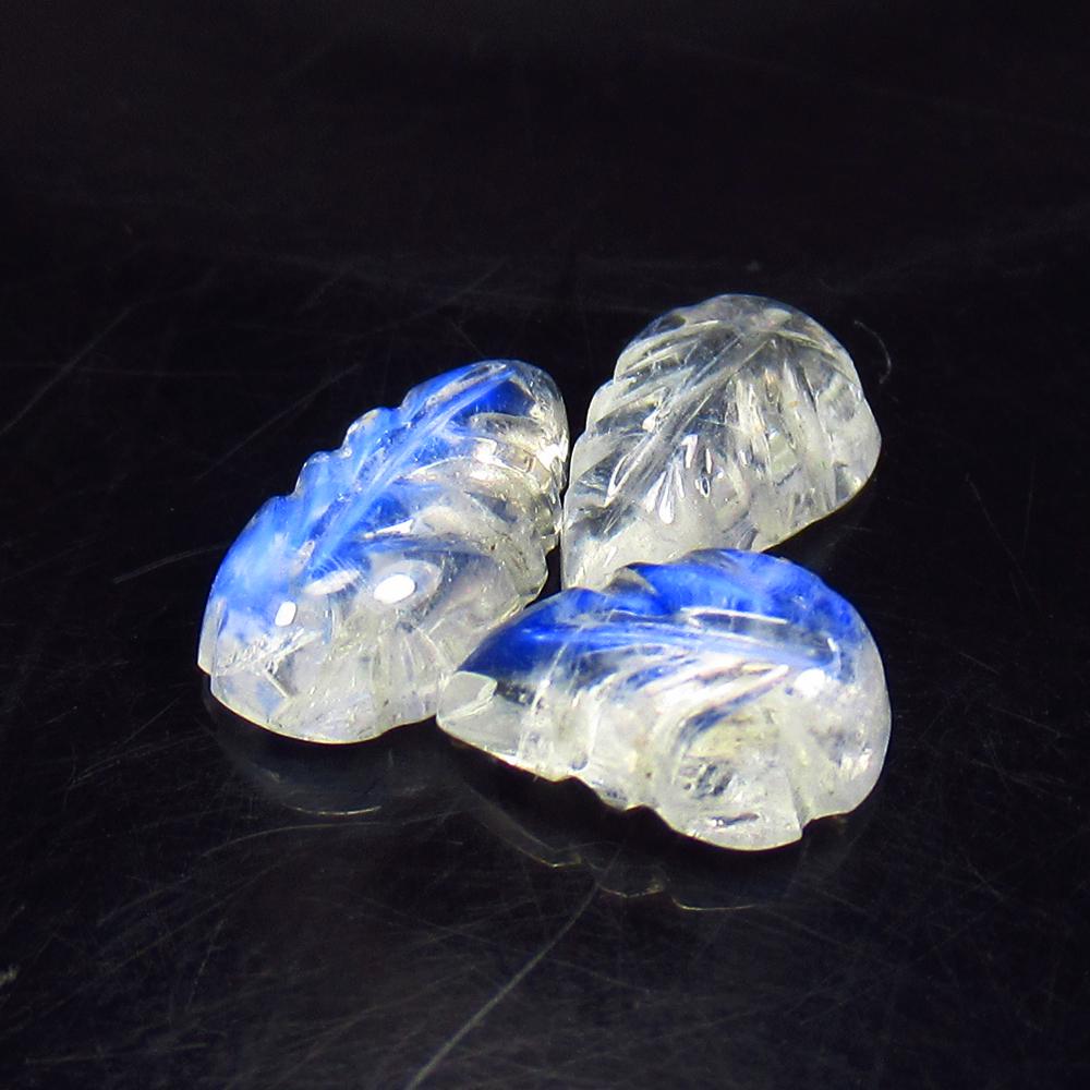 2.53 Ctw Natural 3 Blue Moonstone Carving Set: No Reserve! Title: 2.53 Ctw Natural 3 Blue Moonstone Carving Set Stone Clarity: Translucent Gemstone: Moonstone Carat Weights: 2.53 Size/ Dimensions: 7.7x5.2 - 9.5x5.0 mm / 3 Pc's Additional Info: Exc