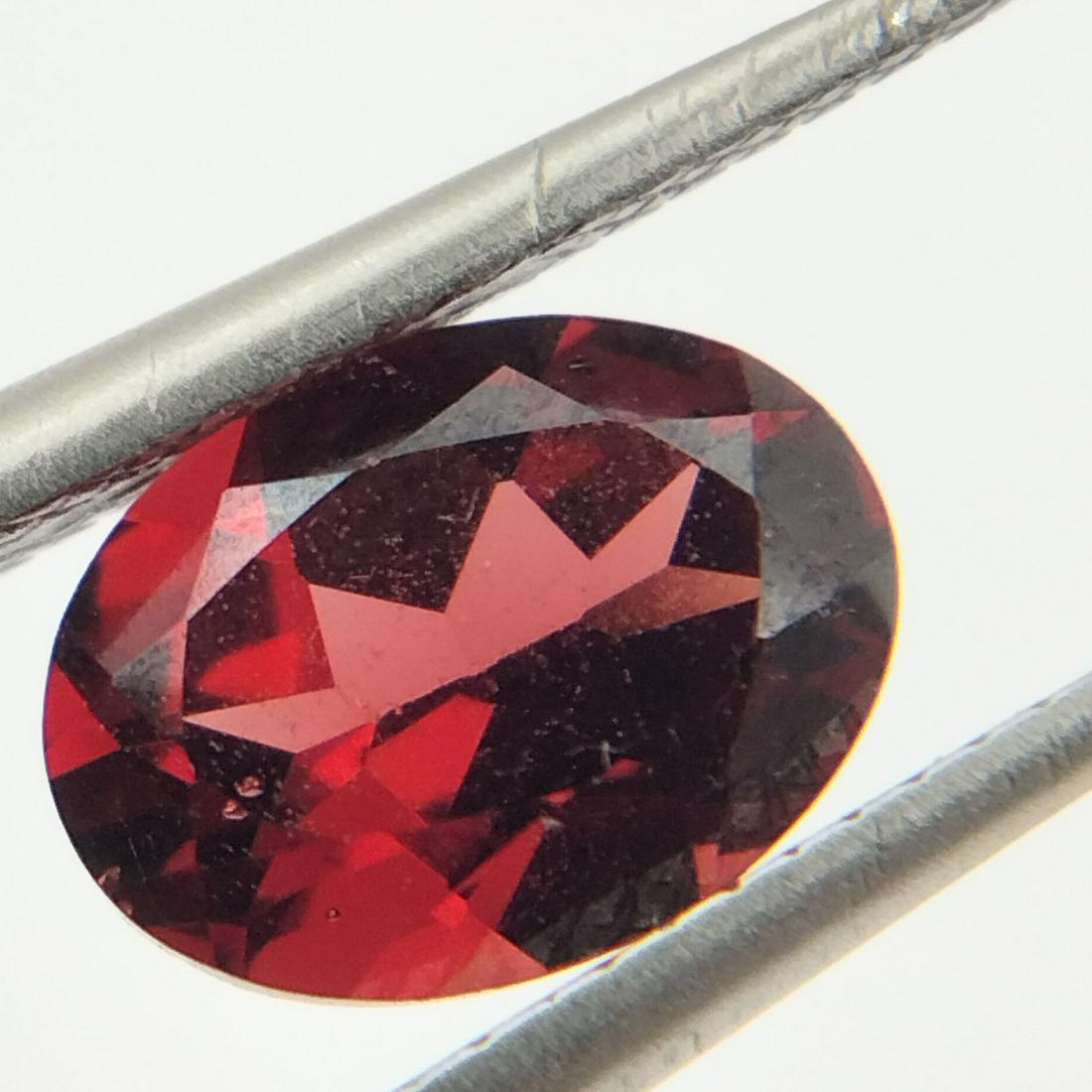 Natural Oval Cut 1.42 Carats Garnet Loose Gemstone (1 of 7)
