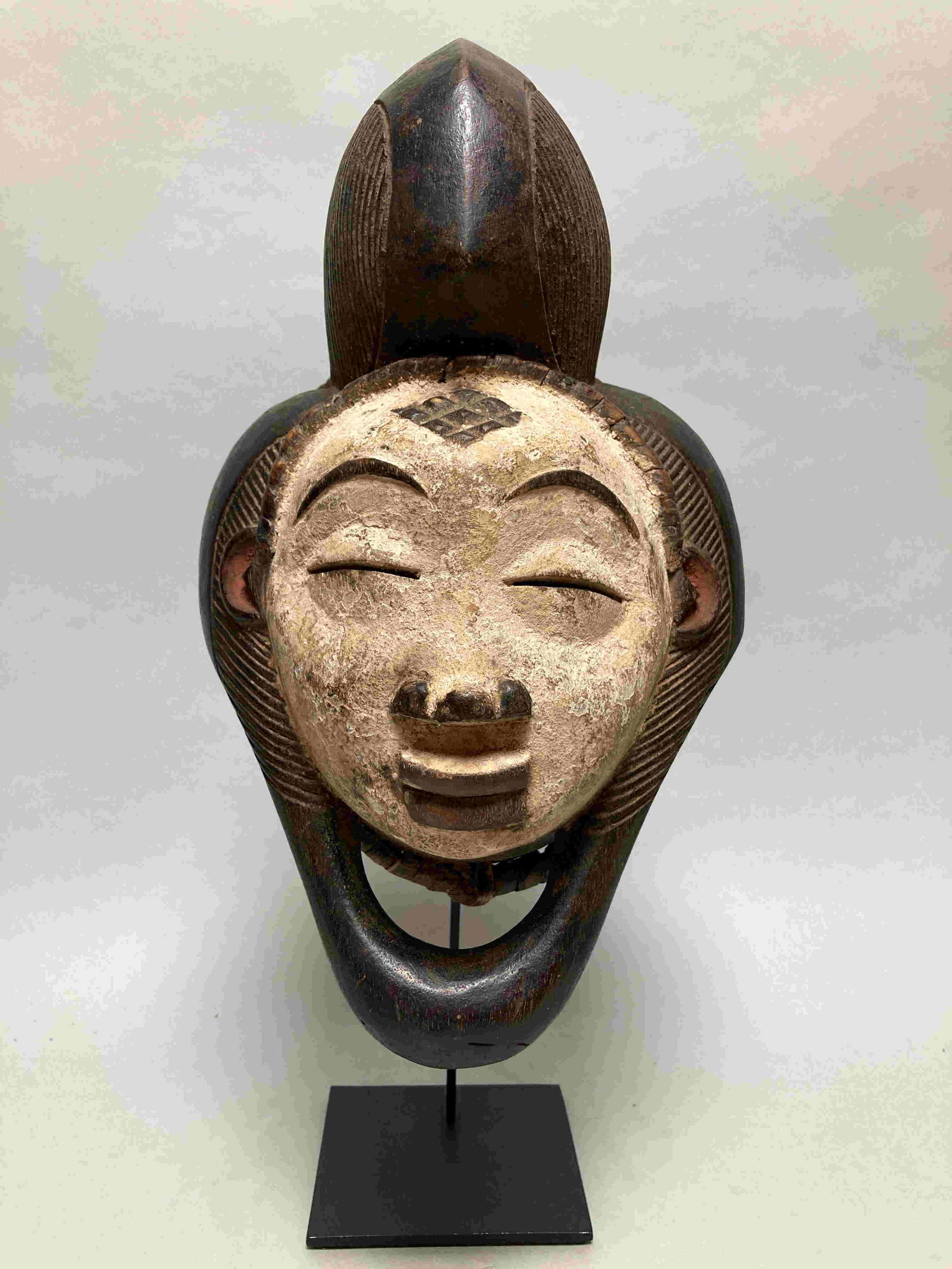 Funaral mask, Punu - Gabon (1 of 11)