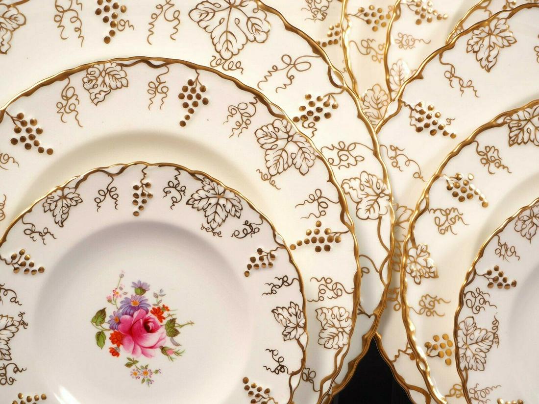 Royal Crown Derby VINE Posies Center Dinner Set Salad (1 of 11)