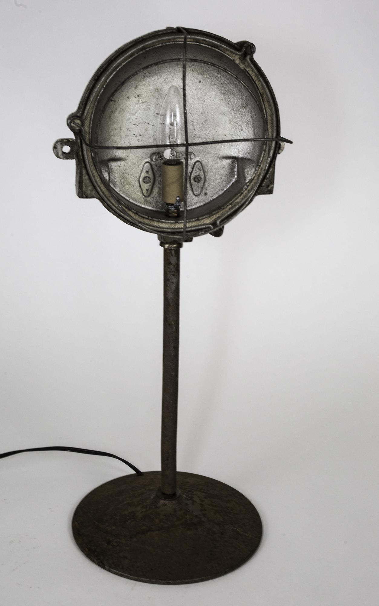 FRENCH INDUSTRIAL MODERNIST FACTORY DESK LAMP CAGED (1 of 3)