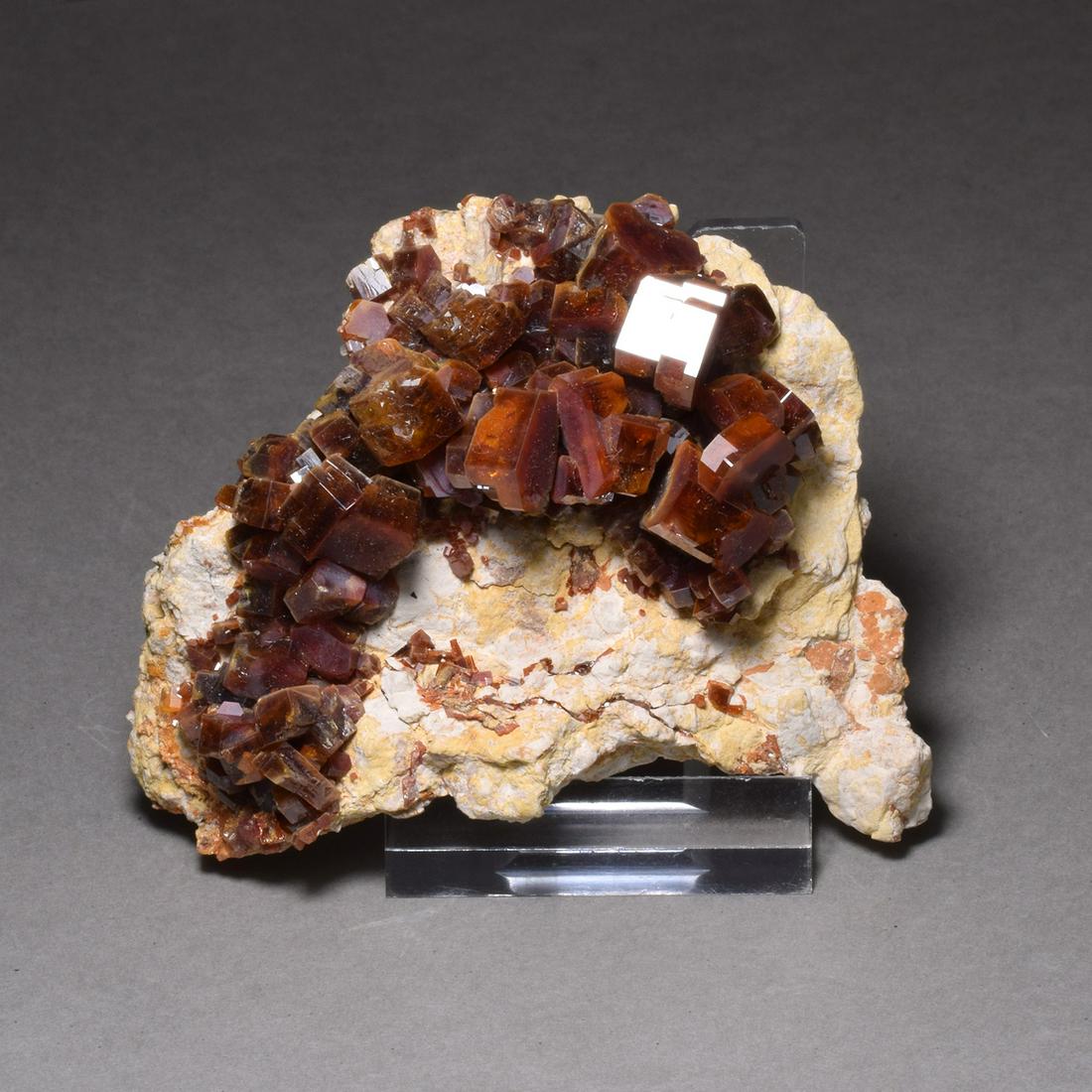Superb vanadinite Crystal cluster (1 of 6)