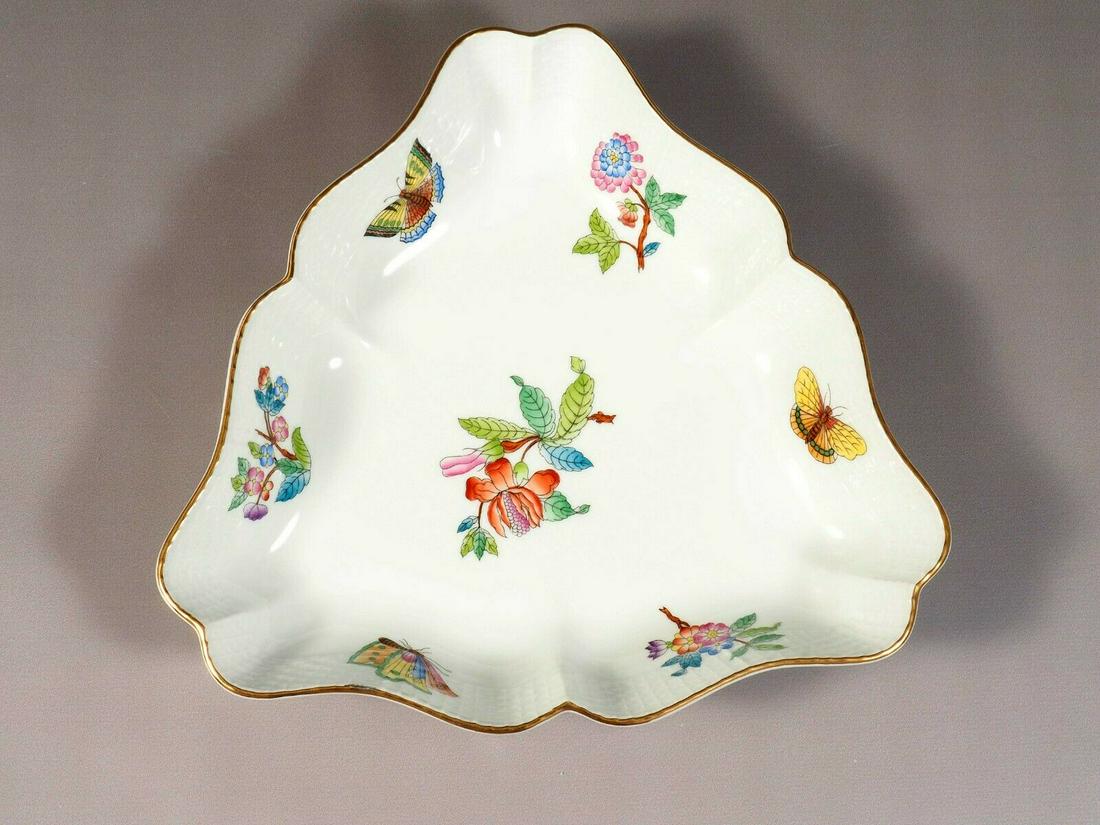 Herend Queen Victoria Triangular Vegetable Bowl Tray Dish Platter 191/VB (1 of 12)