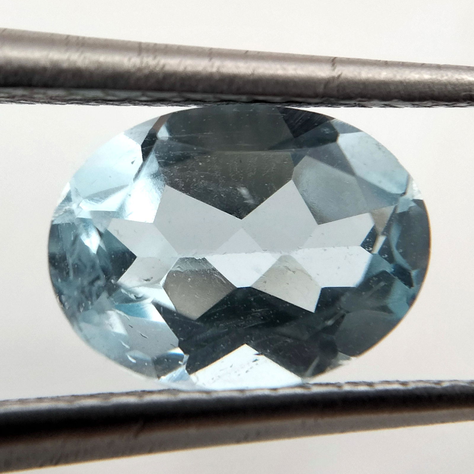 Agate, 2.95 Cts Natural Green Color & Oval Cut (1 of 7)