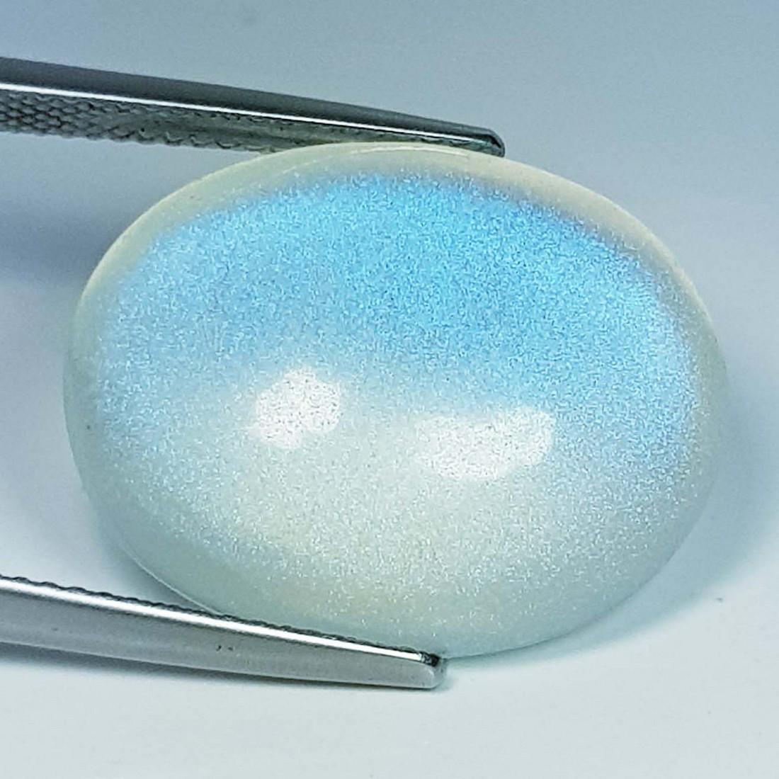 14.73 ct Australian Doublet Opal: No Reserve! Title: 14.73 ct Australian Doublet Opal Color/Clarity: Opaque Gemstones: Loosegemstone Carat Weights: 14.73 Size/Dimensions: 21.05 x 16.50 x 5.60 Additional Info: Oval - Australia Shipping