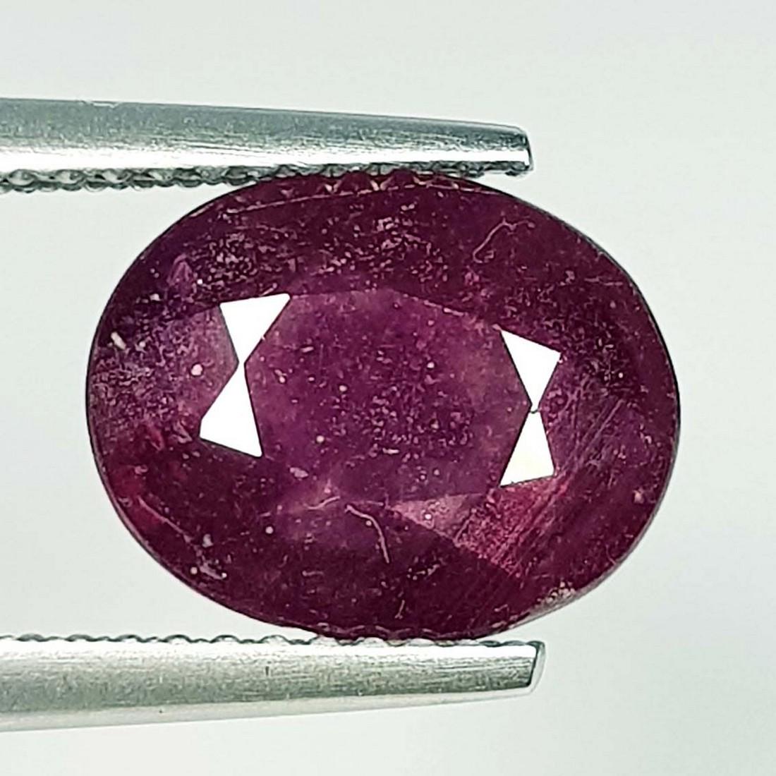 3.95 Ct Natural Ruby Oval Cut (1 of 5)