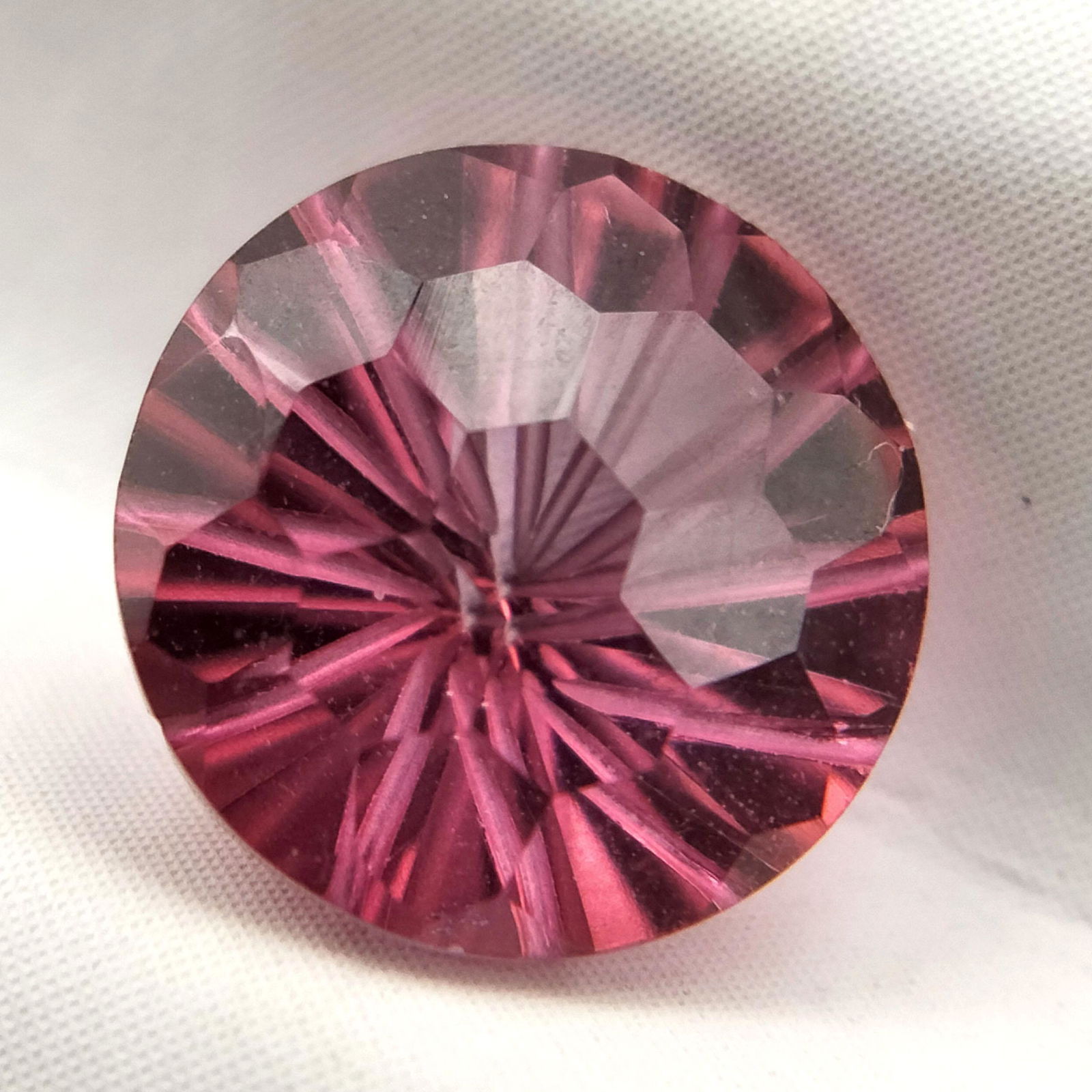 Agate, 2.91 Cts Natural Green Color & Oval Cut (1 of 8)