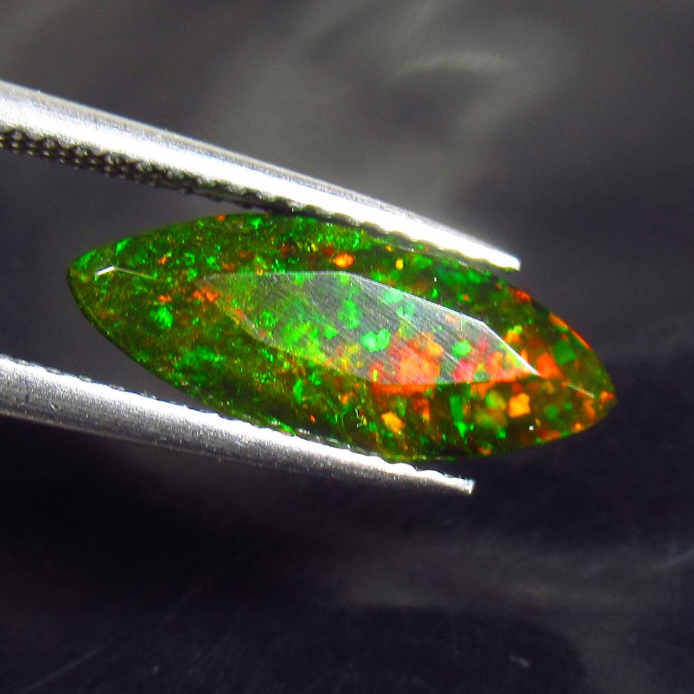 2.00 Ctw Natural Ethiopian Black Fire Opal Marquise Cut: No Reserve! Title: 2.00 Ctw Natural Ethiopian Black Fire Opal Marquise Cut Stone Clarity: Opaque Gemstones: Black Opal Carat Weights: 2 Size/Dimensions: 15.90 x 6.50 x 4.80 mm Additional Information: 