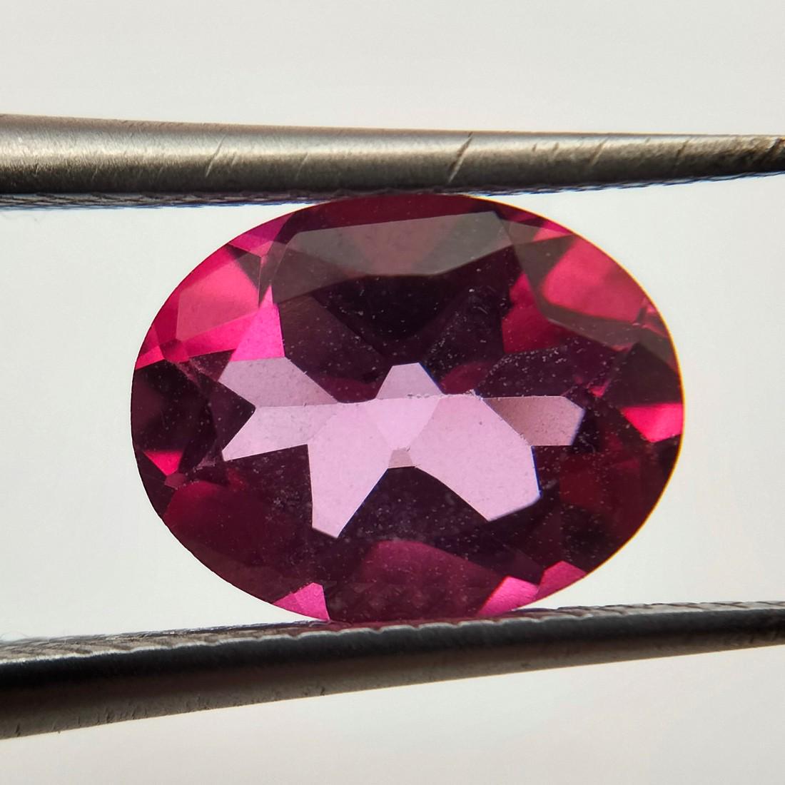 Natural Oval Cut 1.61 Carats Pink Topaz Loose Gemstone (1 of 9)