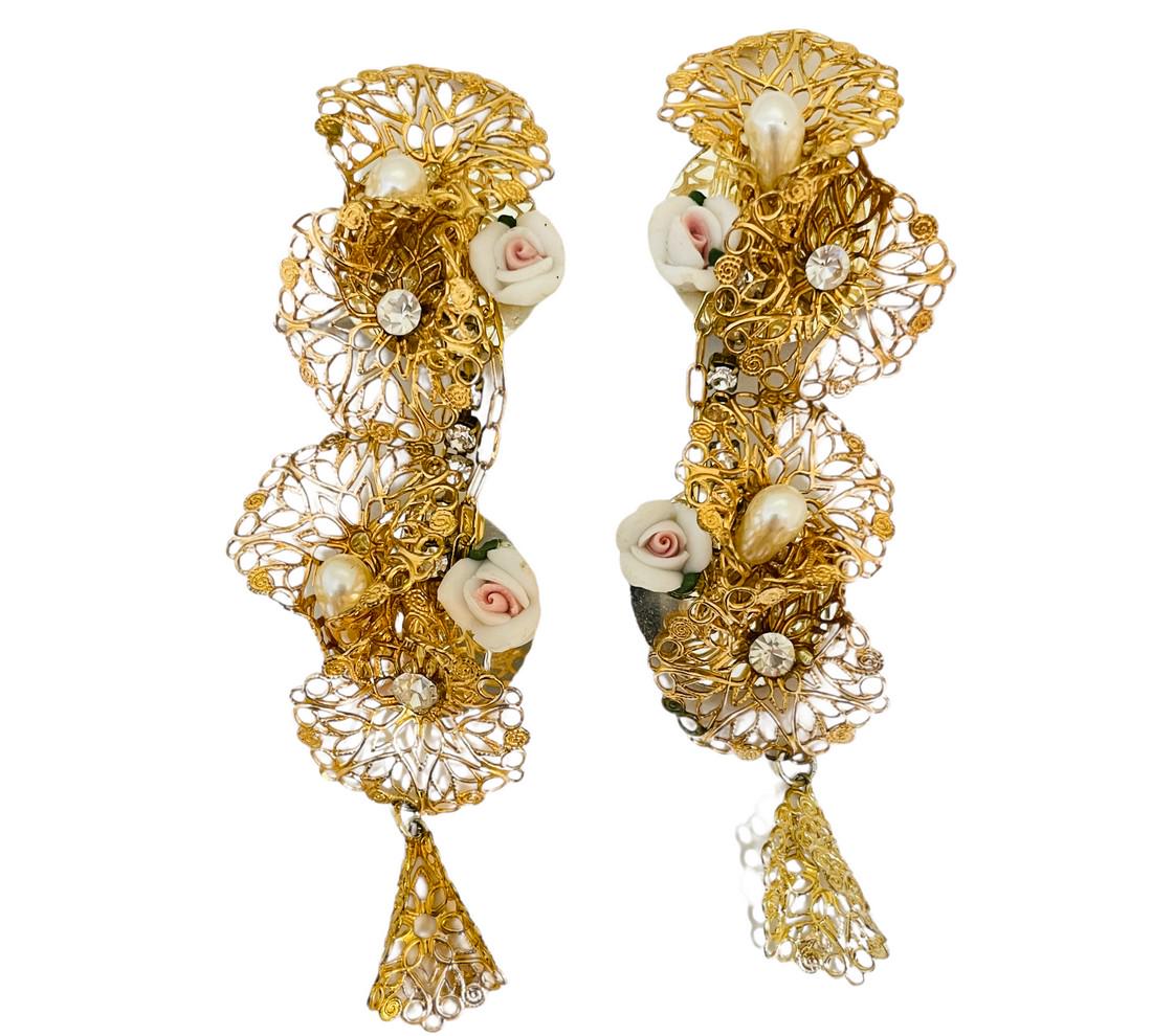 Vintage gold filigree flowers designer clip on earrings (1 of 3)