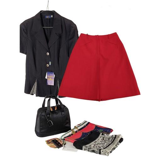 GUCCI, VIONNET,CACHAREL Lot consisting of 6 fashion items for women (1 of 12)