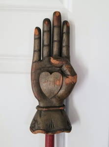WOOD CARVED LODGE HEART IN HAND STAFF