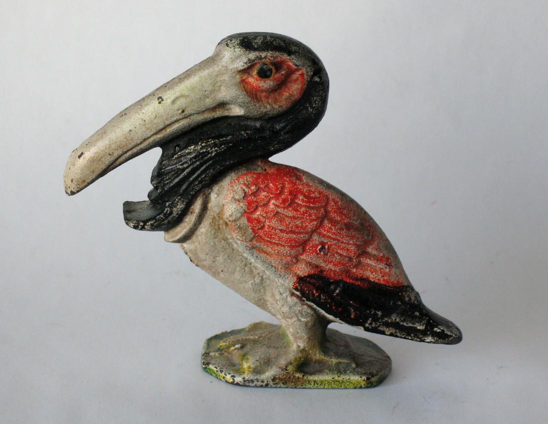 Vintage cast iron pelican bottle opener. (1 of 2)