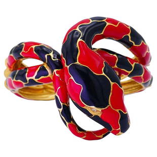 Vintage Codognato Enamel 18k Gold Snake Bangle Bracelet: Stunning snake bangle by a Venetian designer Attilio Codognato. Made of 18 karat yellow gold and enamel. Measurement: 2” x 6 ¾” (5.2 x 17 cm). Fits up to 6 ½-inch (16.5-cm)