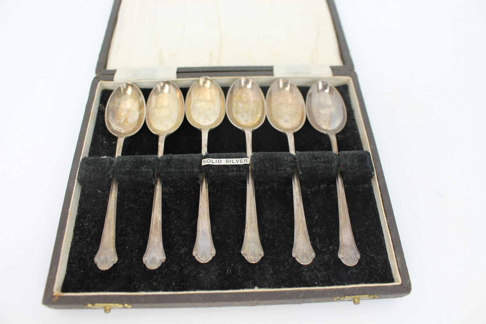 Cased Set of 6 Solid Silver Tea Spoons Chester 1941 (1 of 5)
