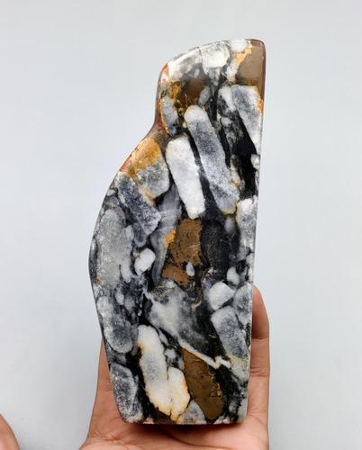 478 Grams Top Quality Natural Jasper Healing Tower: Title: 478 Grams Top Quality Natural Jasper Healing Tower Treatment: Natural Gram Weights: 478 Gram Size/Dimensions: 154x66x25 mm Origin: Pakistan Reserve: $40.00 Shipping: Domestic: Flat-rate of $15.